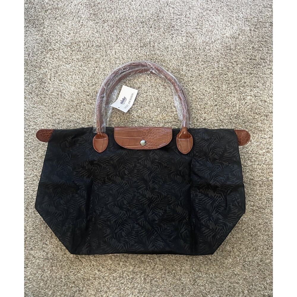 Crest Design Black Foldable Tote Bag w/ Wallet